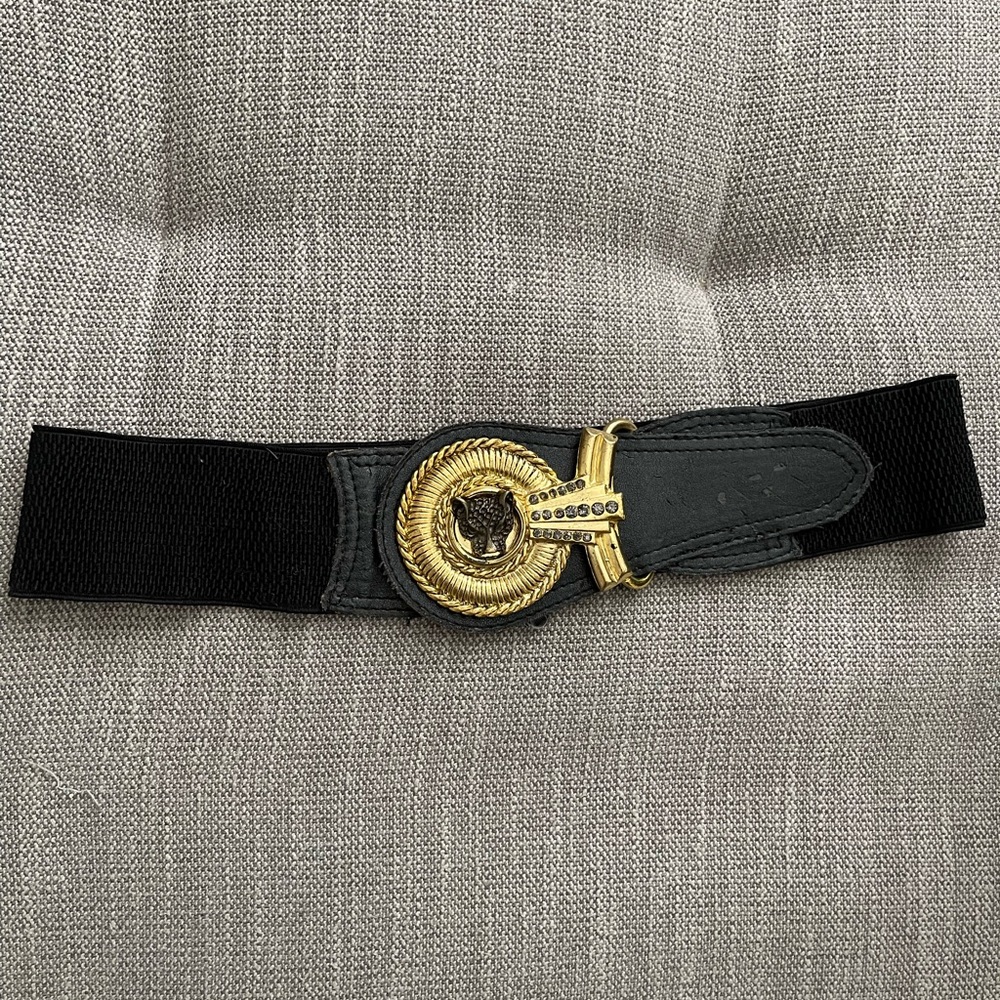 Zara- Black Belt with Gold Jaguar Buckle (M)
